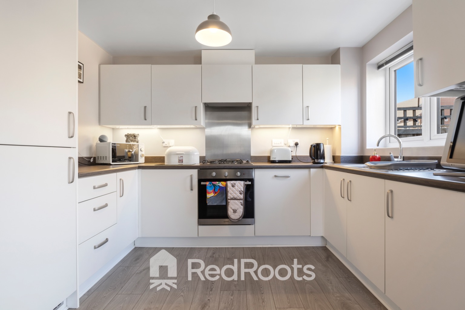 3 bed semi-detached house for sale in Empire Crescent, Woodlands, Doncaster, South Yorkshire, DN6 - Property Image 3