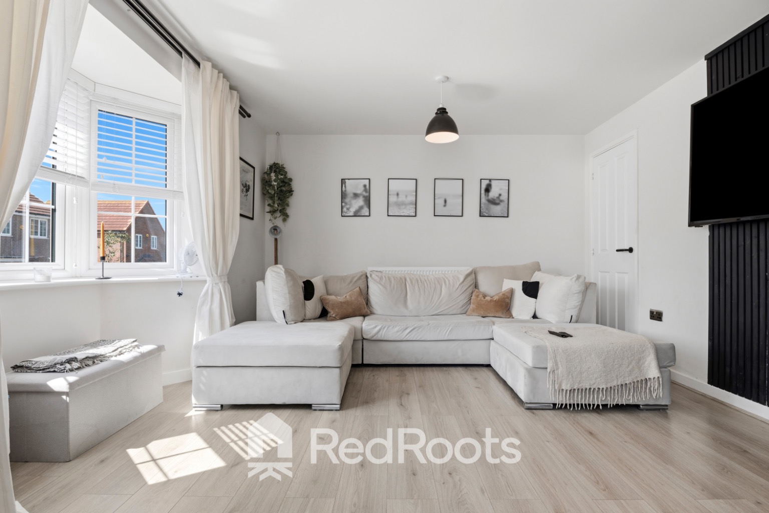 3 bed semi-detached house for sale in Empire Crescent, Woodlands, Doncaster, South Yorkshire, DN6  - Property Image 3