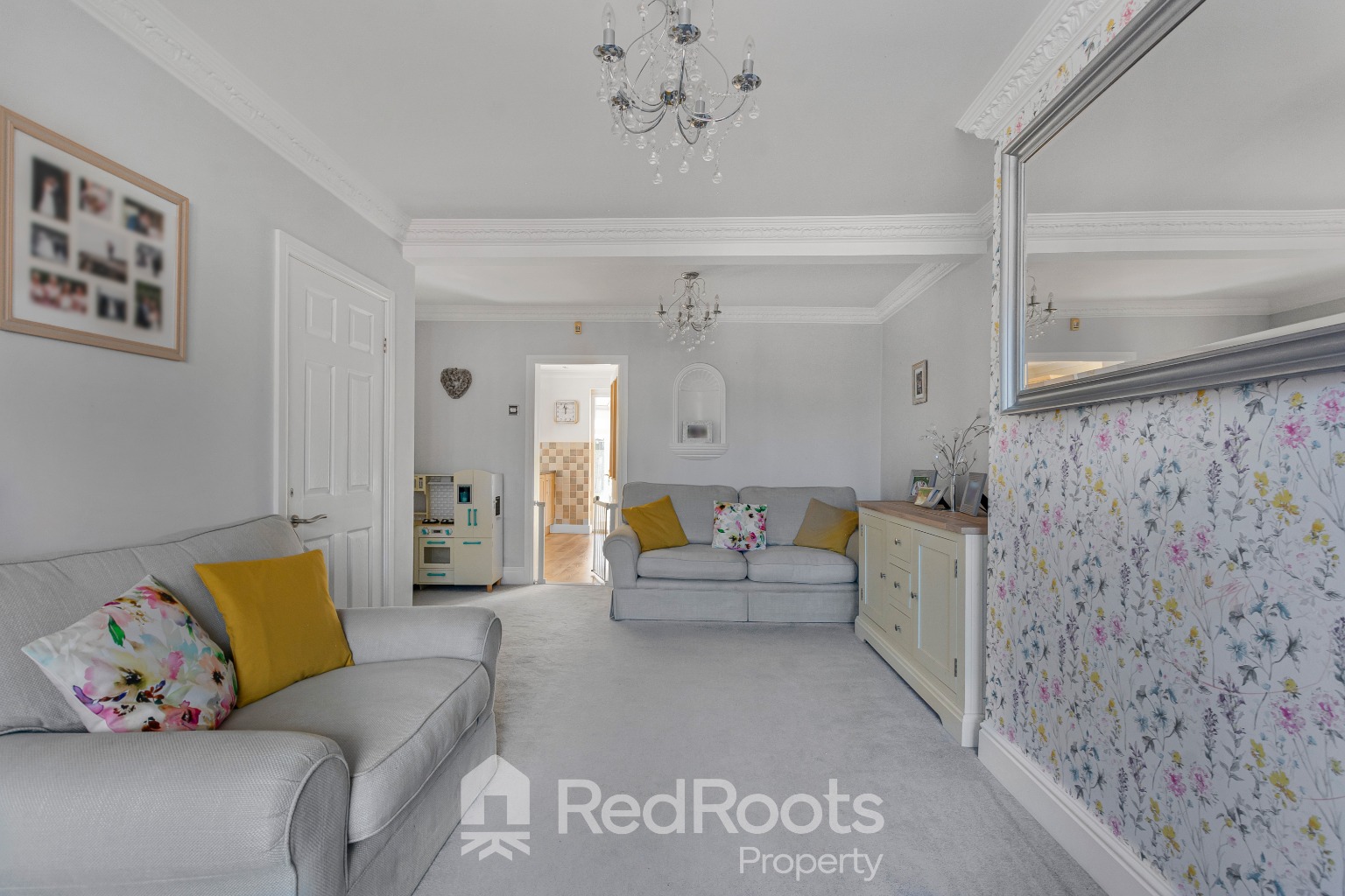4 bed semi-detached house for sale in Tennyson Avenue, Sprotbrough, DN5  - Property Image 6