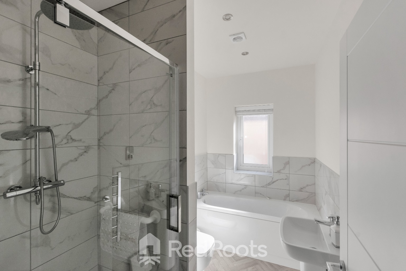 3 bed bungalow for sale in Odessa Drive, Doncaster, DN5  - Property Image 7