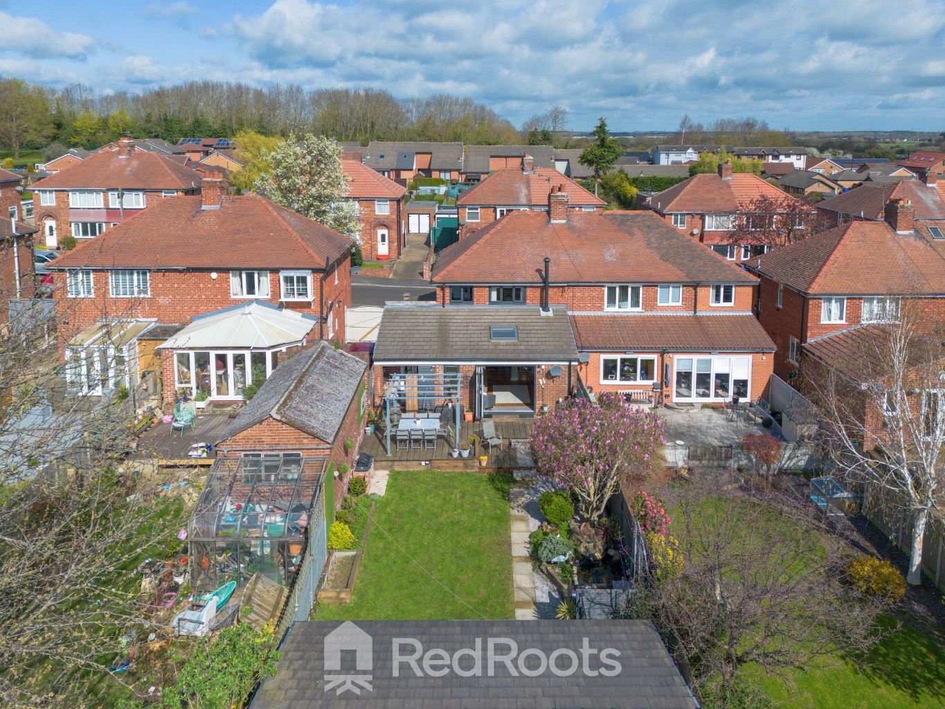 4 bed semi-detached house for sale in Scawthorpe Avenue, Doncaster, South Yorkshire, DN5 - Property Image 2