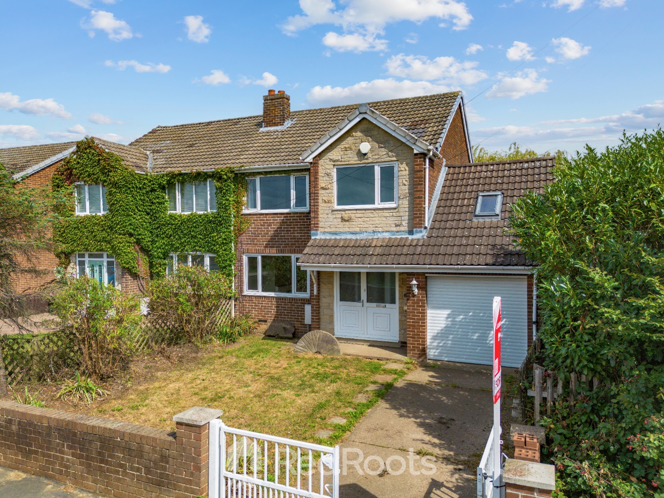 3 bed semi-detached house for sale in Mill Lane, Harlington, Doncaster, DN5 - Property Image 1