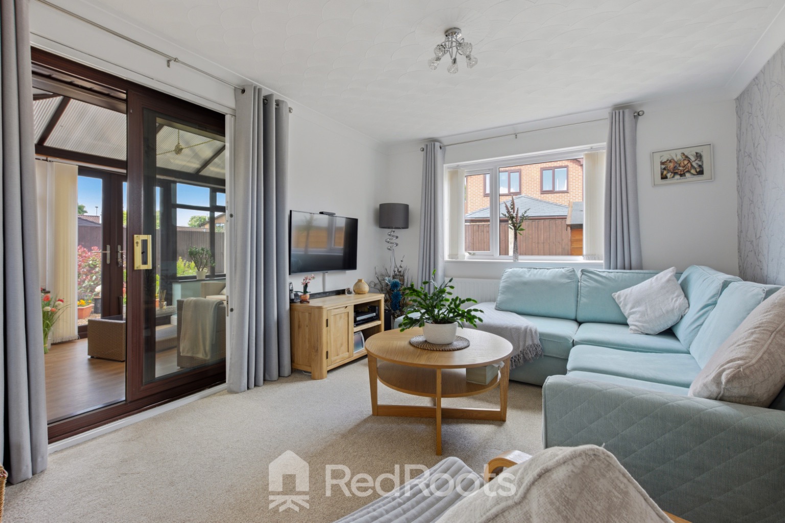 3 bed detached bungalow for sale in Valiant Gardens, Sprotbrough, Doncaster, DN5  - Property Image 2