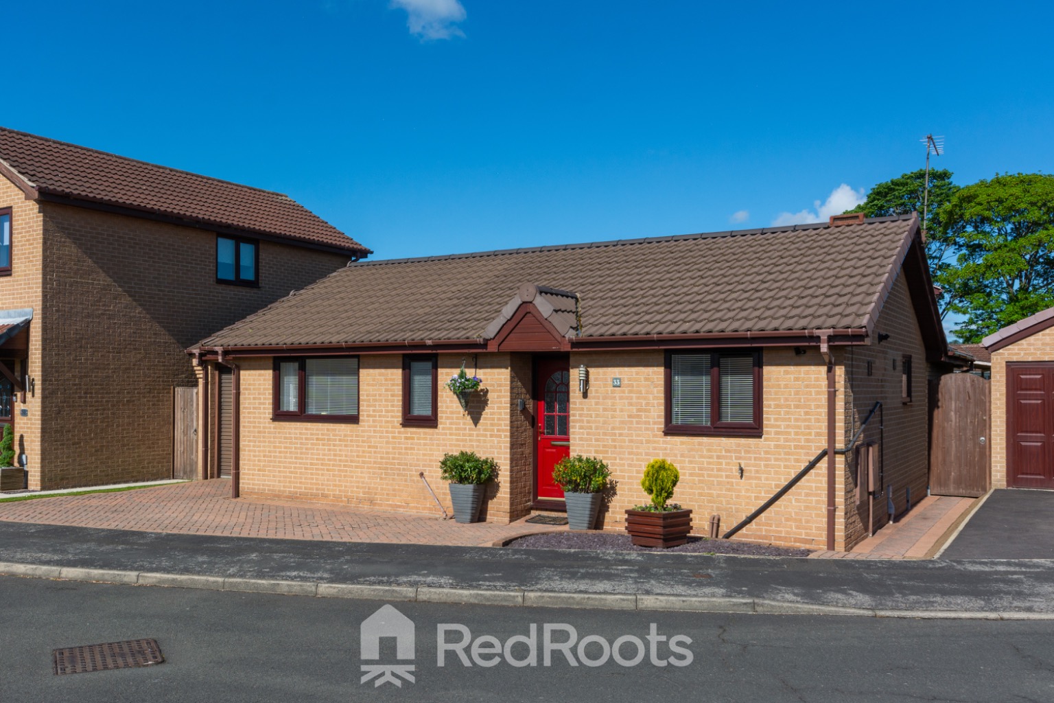 3 bed detached bungalow for sale in Valiant Gardens, Sprotbrough, Doncaster, DN5  - Property Image 26