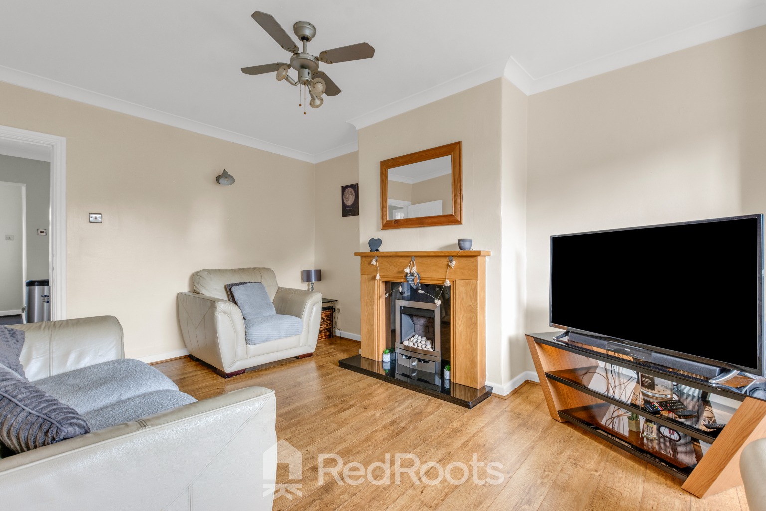 2 bed semi-detached house for sale in Crompton Avenue, Sprotbrough, Doncaster, DN5  - Property Image 2