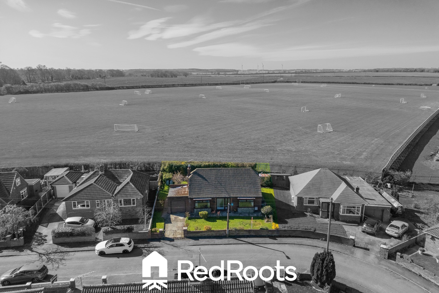 3 bed detached bungalow for sale in Thellusson Avenue, Doncaster, South Yorkshire, DN5 - Property Image 2