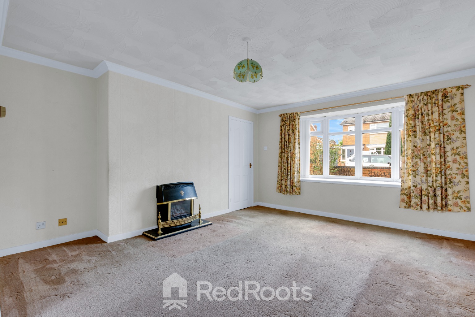3 bed semi-detached house for sale in Hills Close, Sprotbrough, Doncaster, South Yorkshire, DN5 - Property Image 7