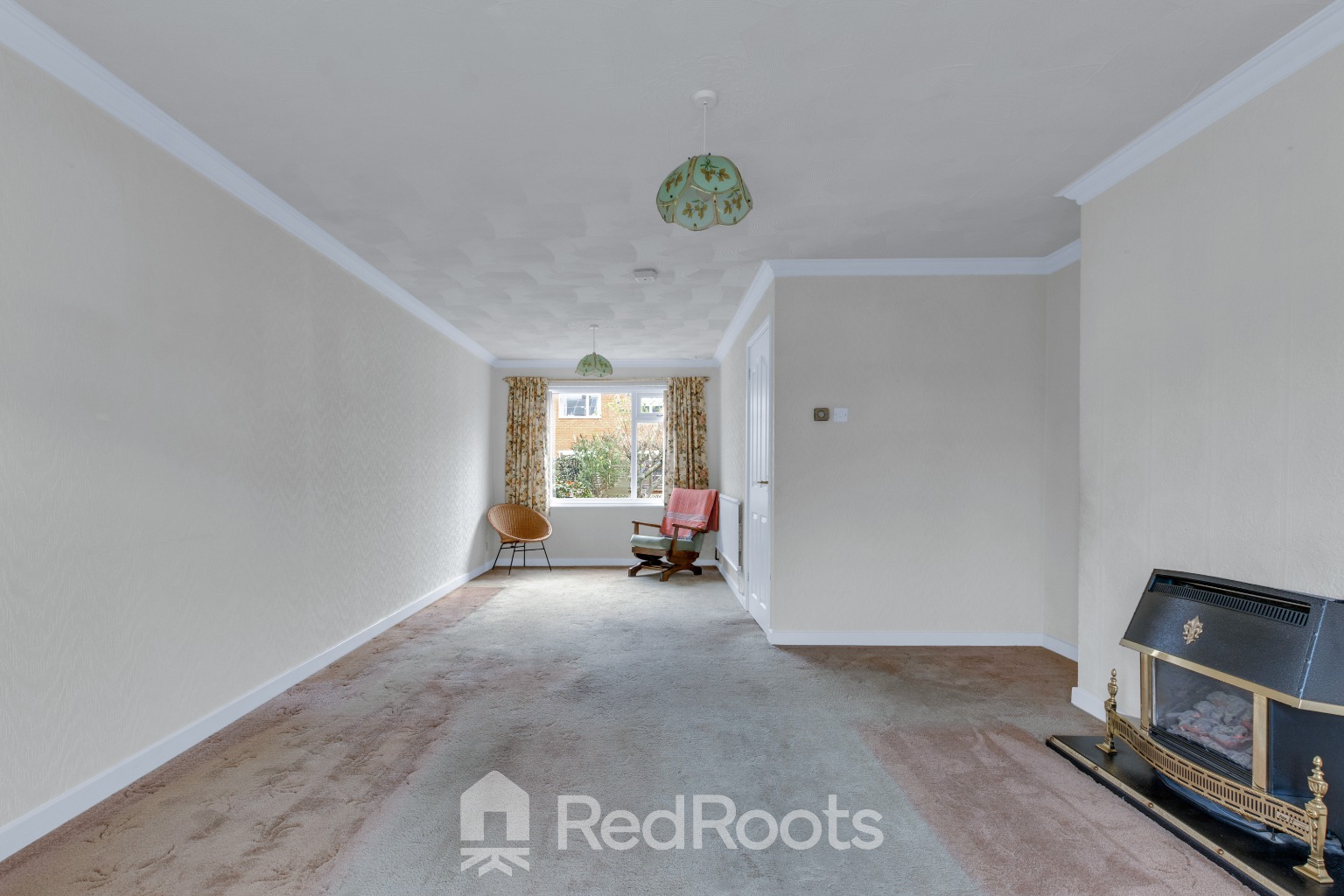 3 bed semi-detached house for sale in Hills Close, Sprotbrough, Doncaster, South Yorkshire, DN5 - Property Image 5