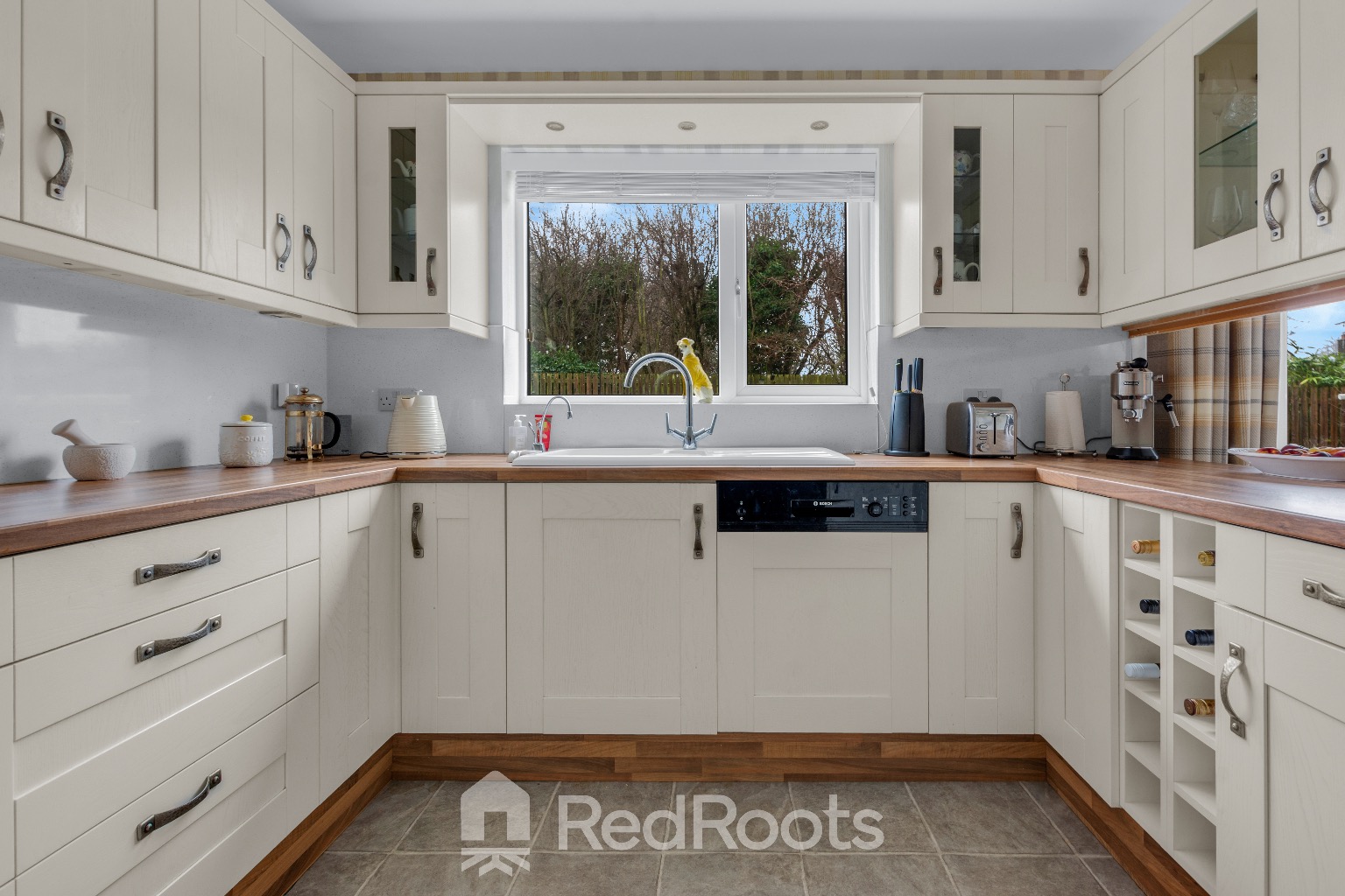 4 bed detached house for sale in Roe Croft Close, Sprotbrough, Doncaster, South Yorkshire, DN5  - Property Image 15