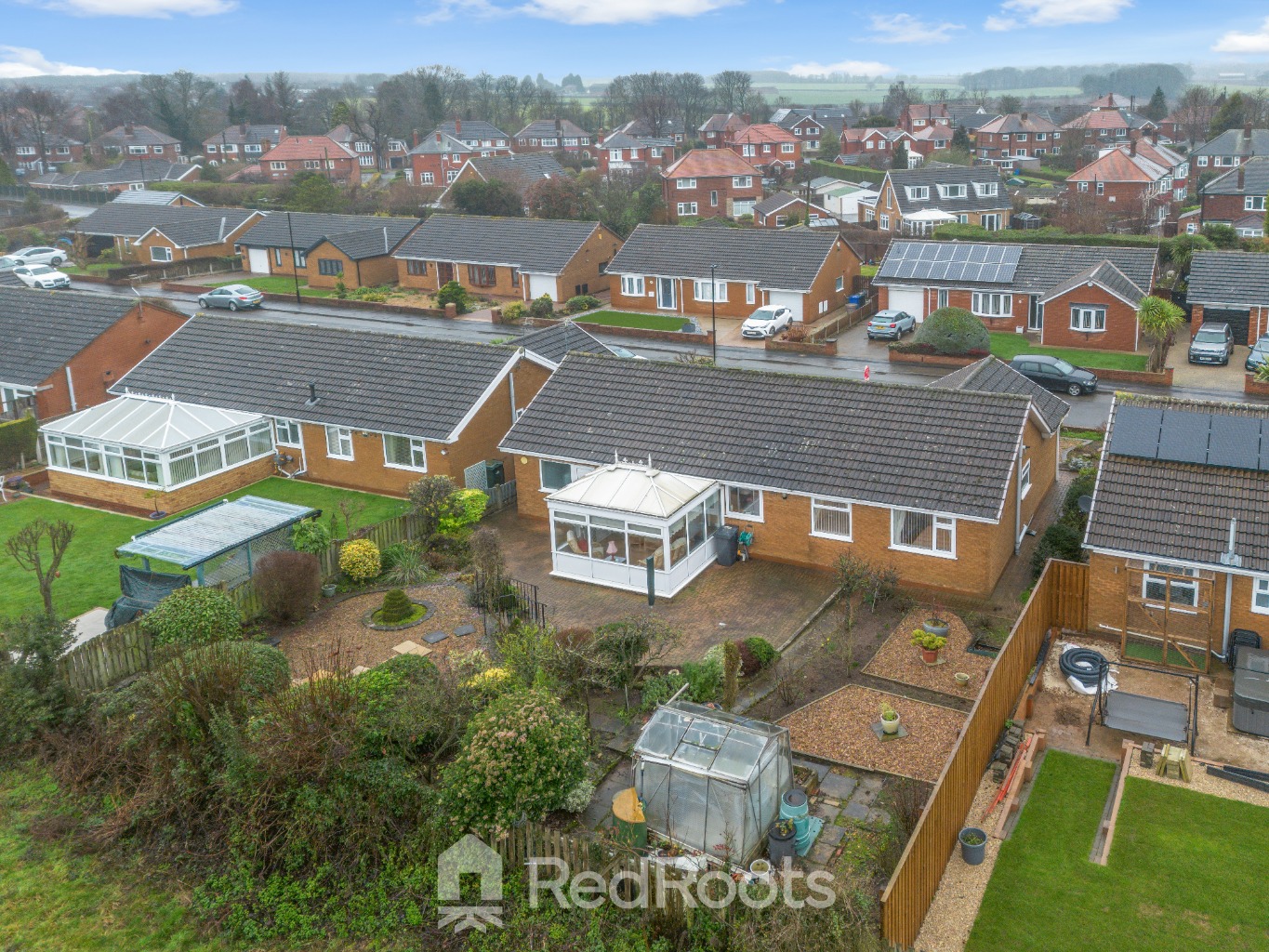 3 bed detached bungalow for sale in Sprotbrough, Doncaster, South Yorkshire, DN5  - Property Image 3