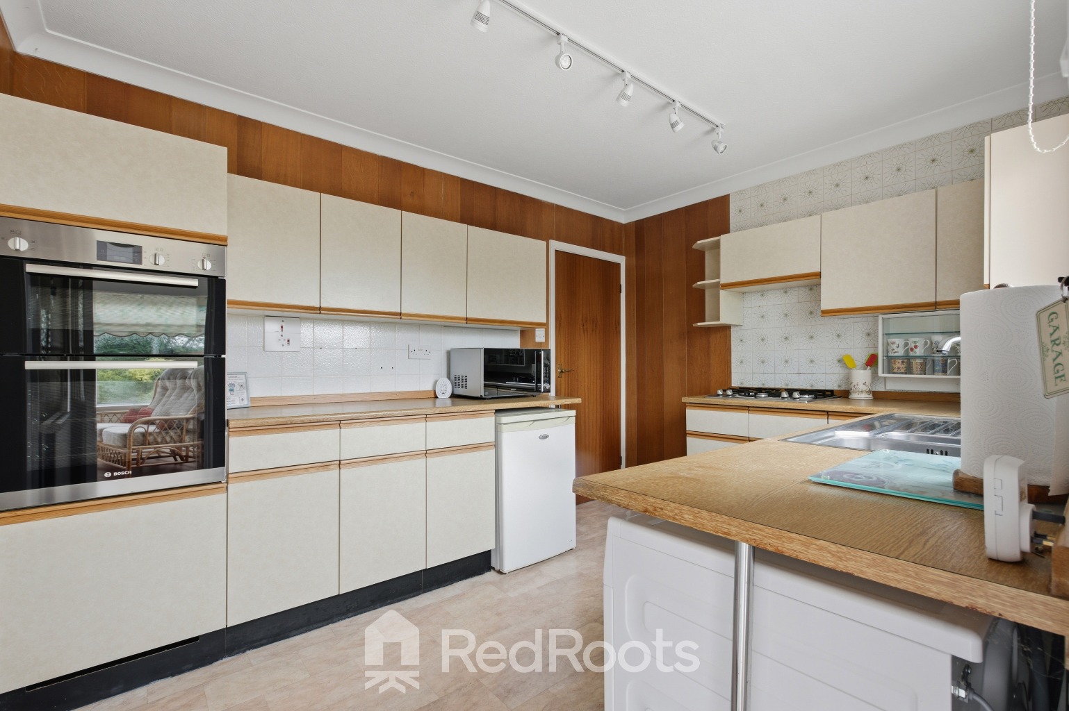 3 bed detached bungalow for sale in Sprotbrough, Doncaster, South Yorkshire, DN5  - Property Image 7