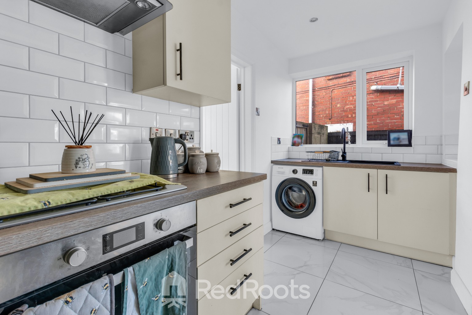 2 bed semi-detached house for sale in Tennyson Avenue, Doncaster, South Yorkshire, DN5 - Property Image 15