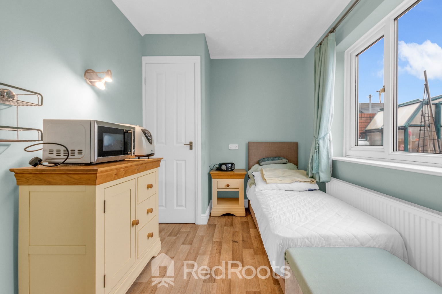 3 bed detached bungalow for sale in Crane Moor Close, Harlington, Doncaster, DN5  - Property Image 4