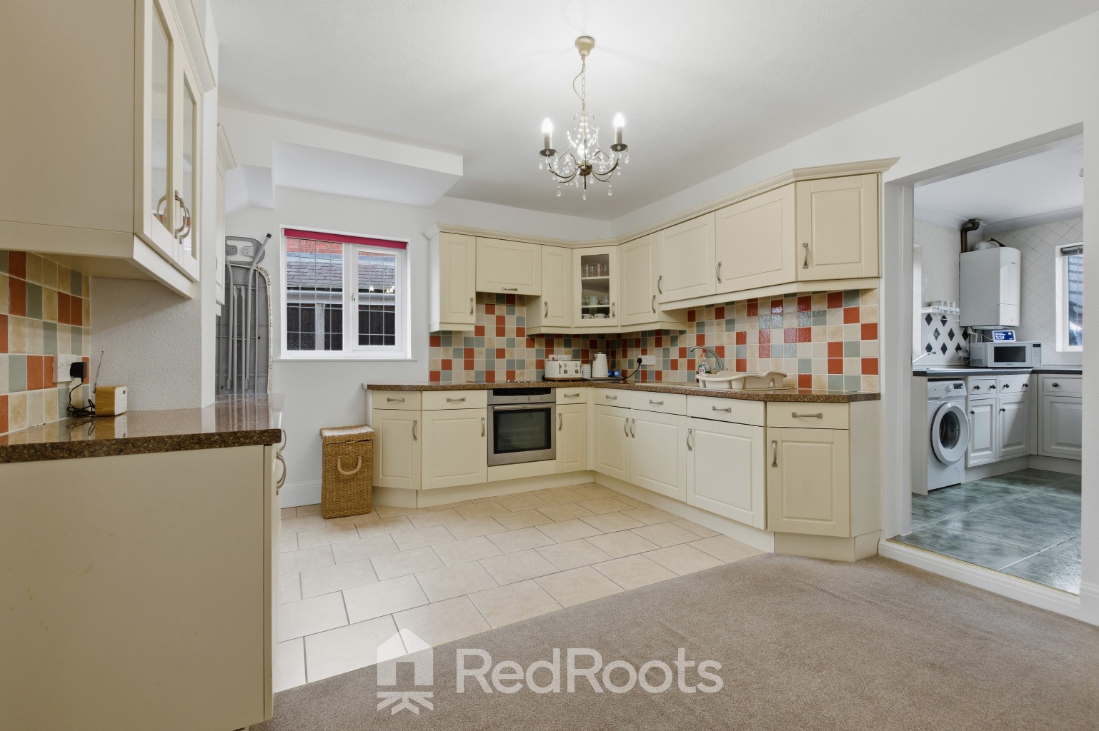 3 bed semi-detached house for sale in Ingleborough Drive, Doncaster, South Yorkshire, DN5 - Property Image 6