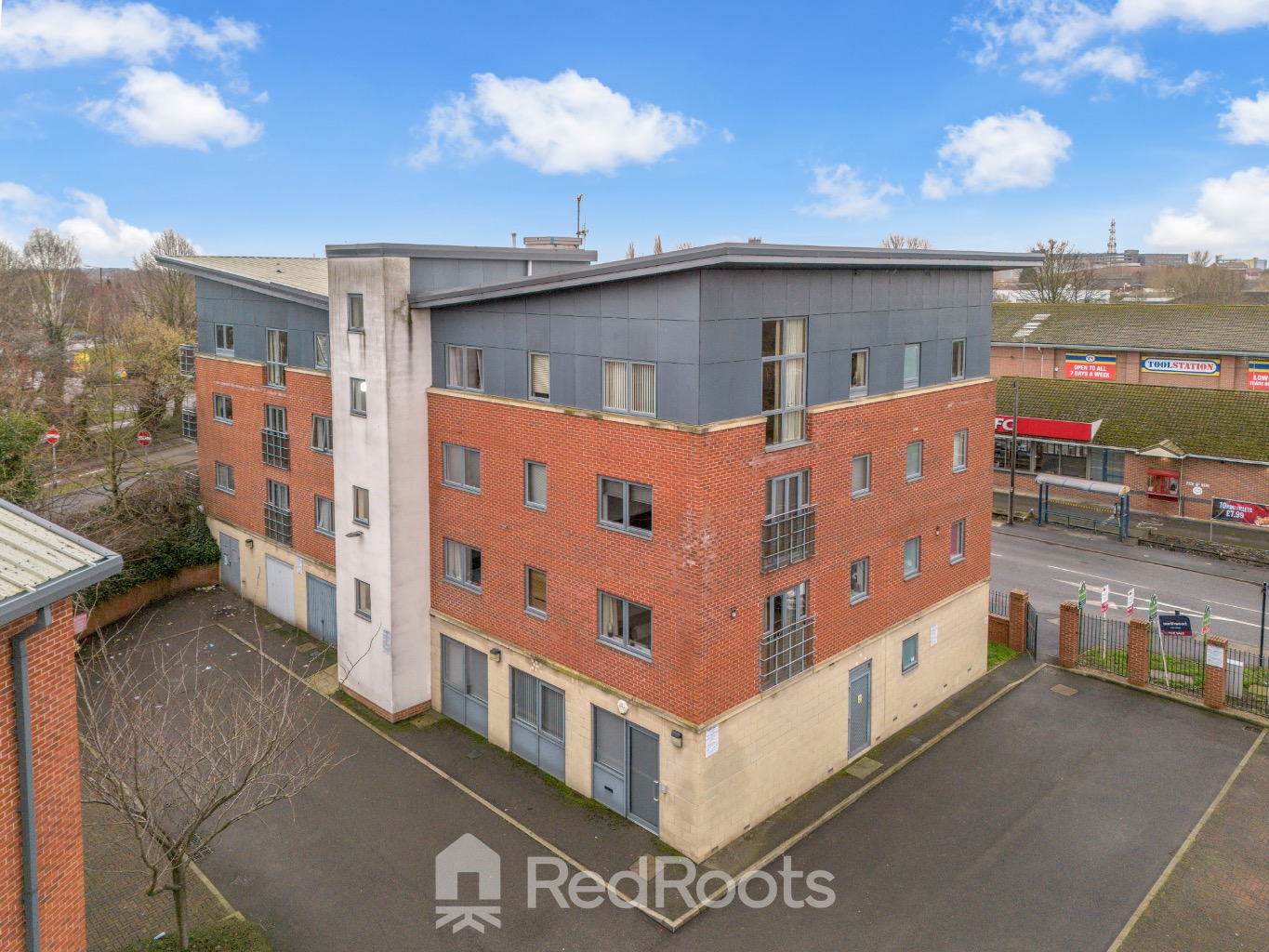 2 bed flat for sale in Stone Arches, York Road, Doncaster, South Yorkshire, DN5 - Property Image 14