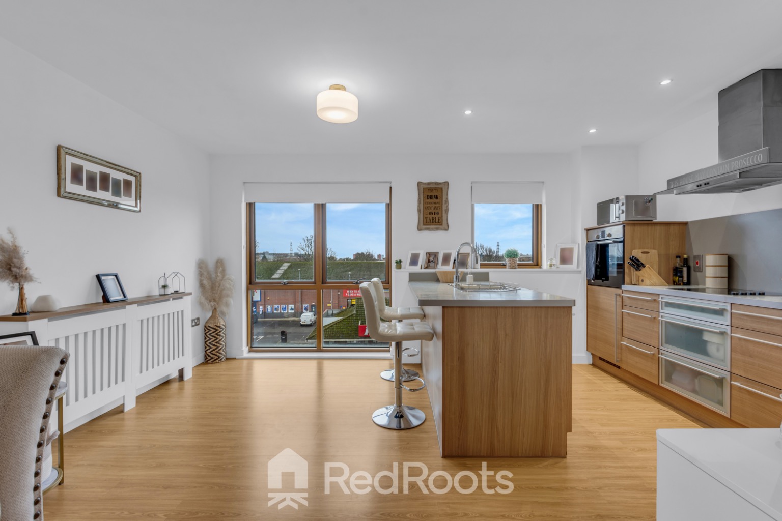 2 bed flat for sale in Stone Arches, York Road, Doncaster, South Yorkshire, DN5 - Property Image 4