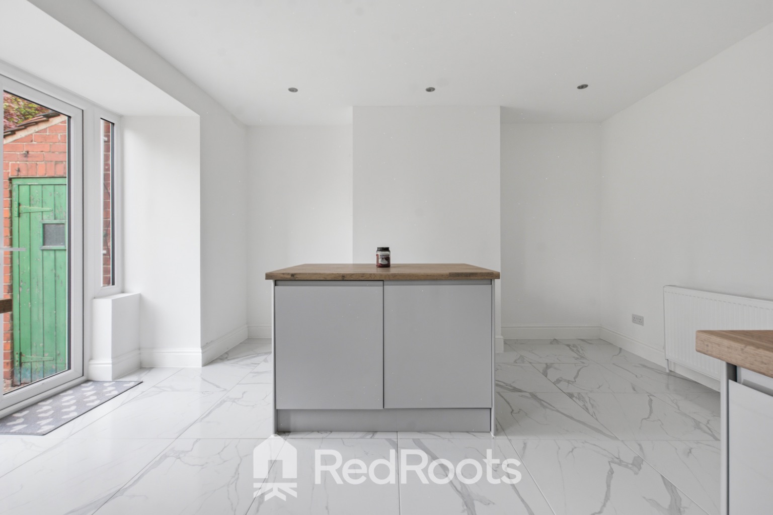 3 bed semi-detached house for sale in Sprotbrough Road, Doncaster, DN5 - Property Image 2