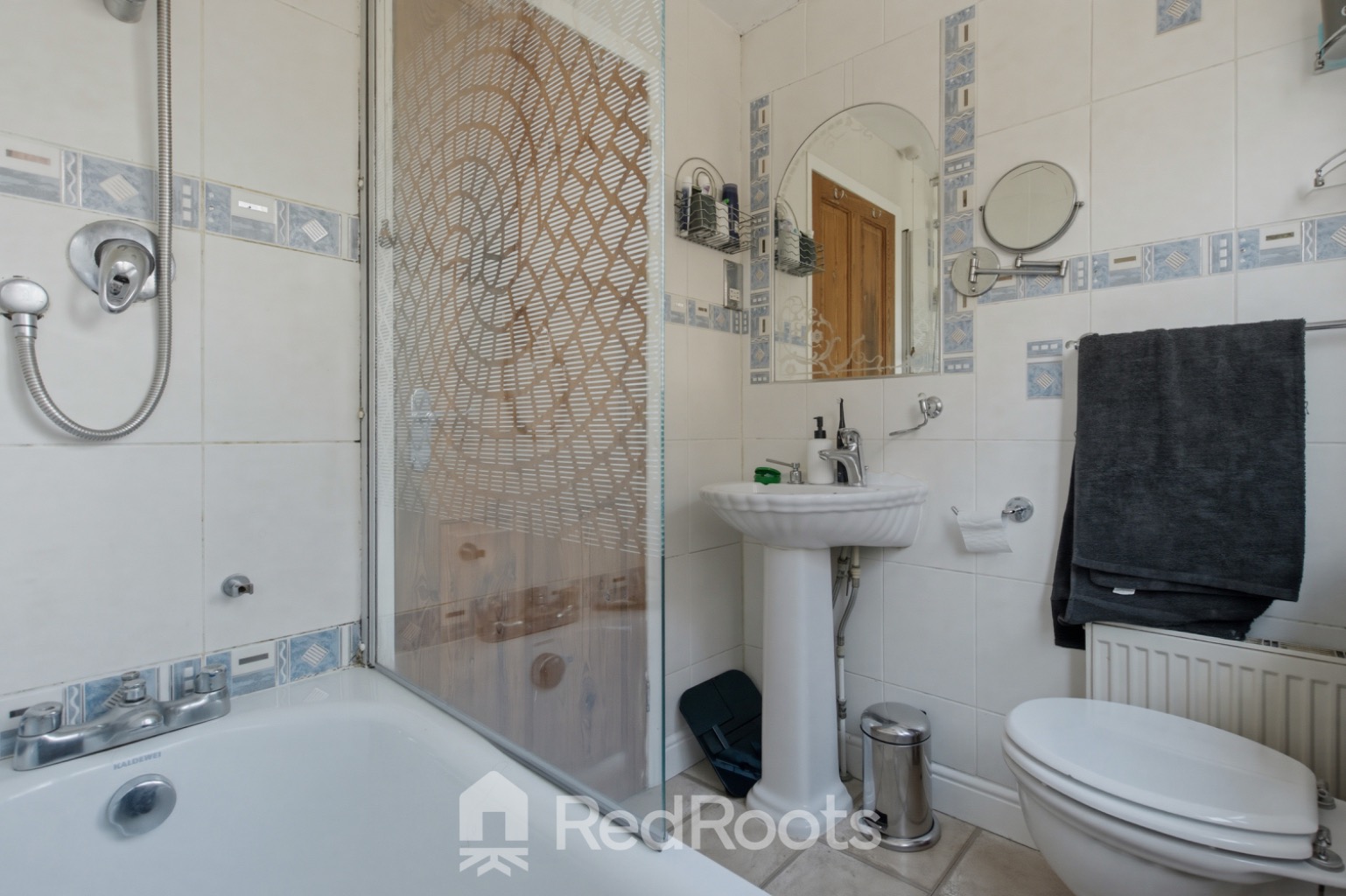 3 bed semi-detached house for sale in Pipering Lane, Doncaster, South Yorkshire, DN5  - Property Image 16