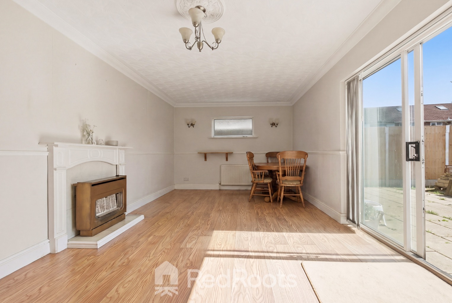 3 bed semi-detached house for sale in Pipering Lane, Doncaster, South Yorkshire, DN5  - Property Image 4