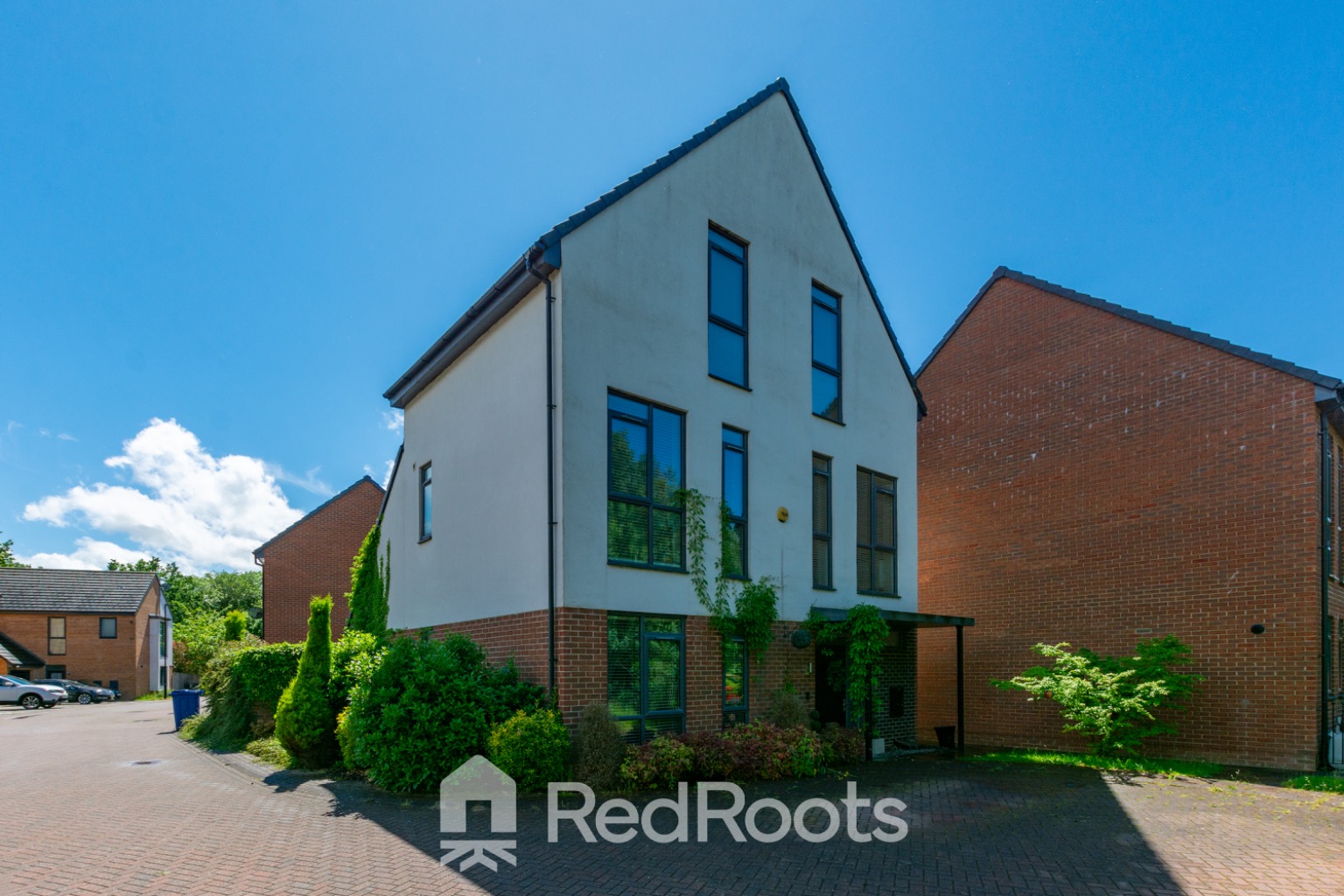 4 bed detached house for sale in Fox Gardens, Bentley, Doncaster,  DN5