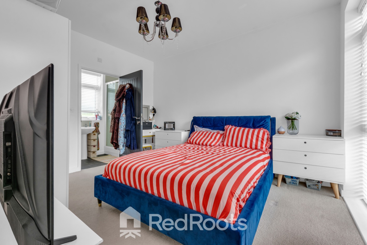4 bed detached house for sale in Fox Gardens, Bentley, Doncaster,  DN5  - Property Image 11