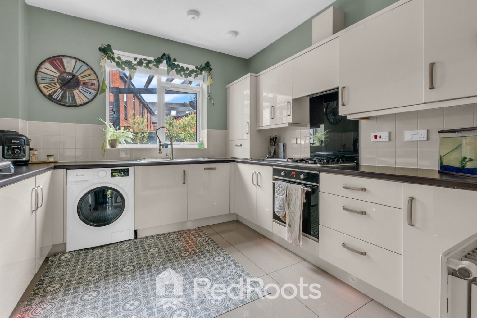 4 bed detached house for sale in Fox Gardens, Bentley, Doncaster,  DN5  - Property Image 7