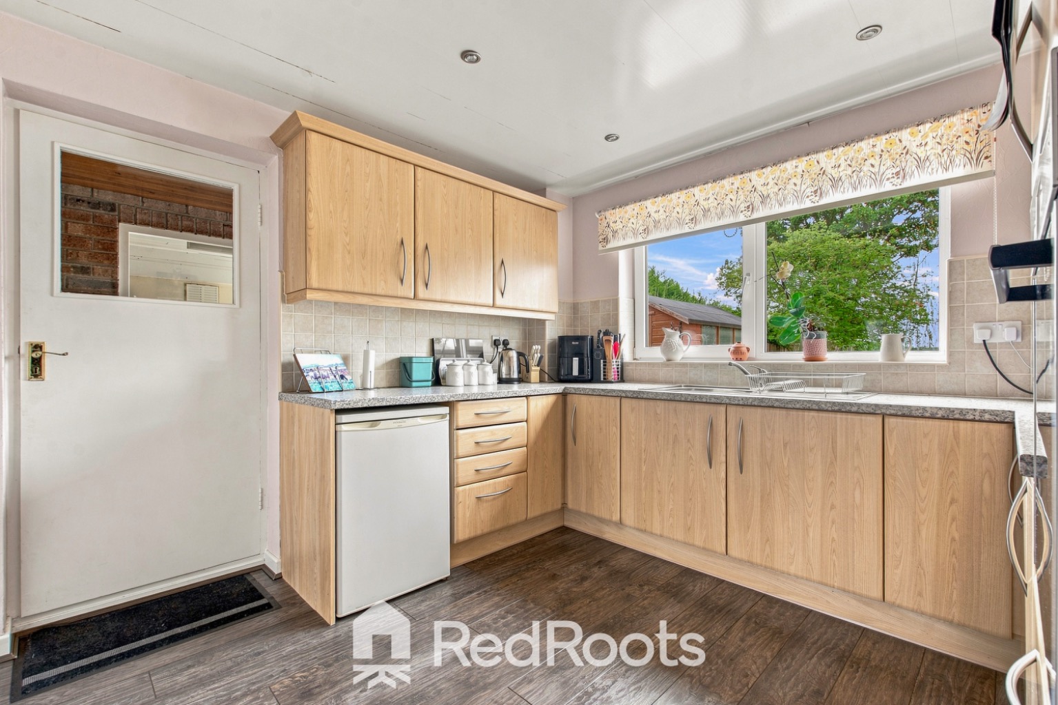3 bed detached house for sale in Dean Close, Sprotbrough, Doncaster, South Yorkshire, DN5 - Property Image 9