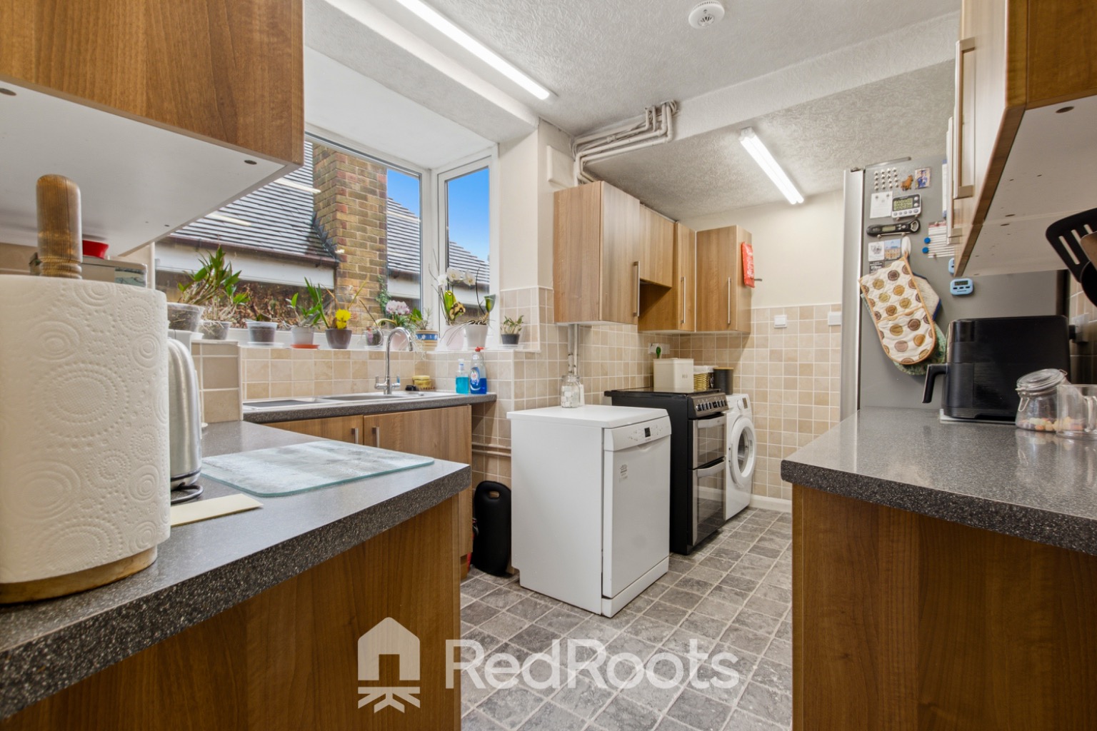 3 bed semi-detached house for sale in Melton Road, Sprotbrough, Doncaster, South Yorkshire, DN5 - Property Image 8
