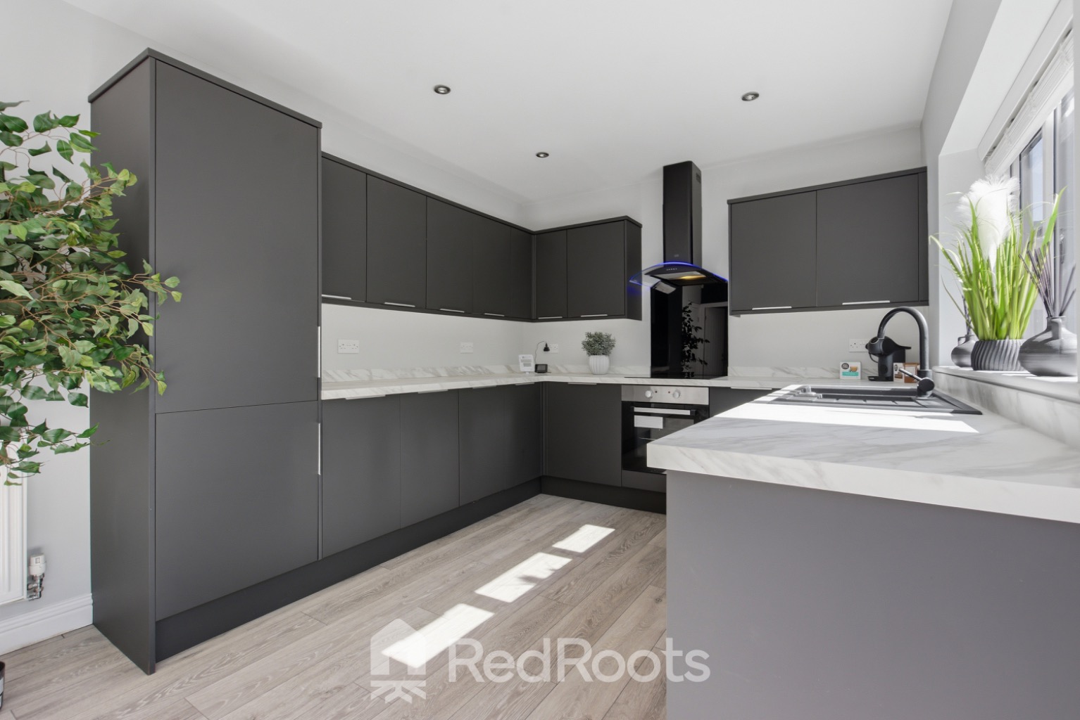 4 bed detached house for sale in Sprotbrough Road, Sprotbrough, Doncaster,  DN5  - Property Image 2