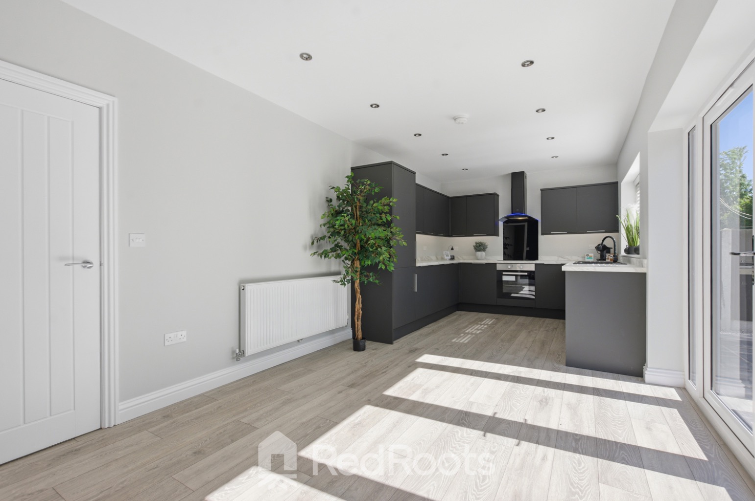 4 bed detached house for sale in Sprotbrough Road, Sprotbrough, Doncaster,  DN5  - Property Image 3