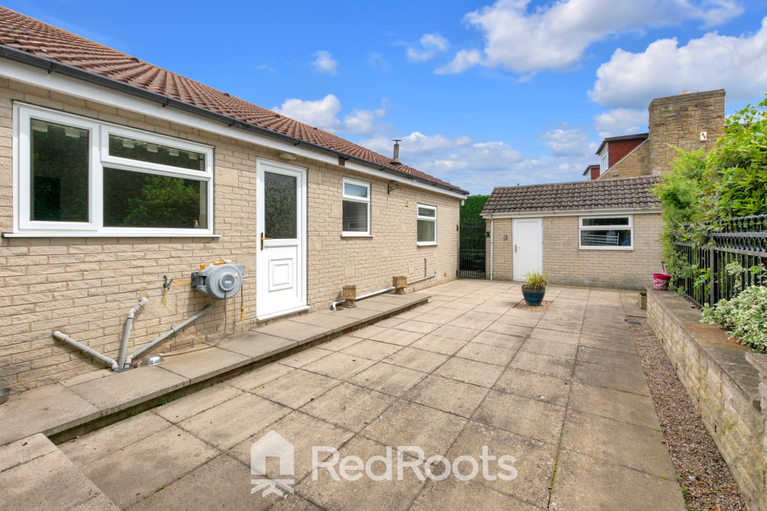 4 bed bungalow for sale in Clayton, Doncaster, South Yorkshire, DN5  - Property Image 27