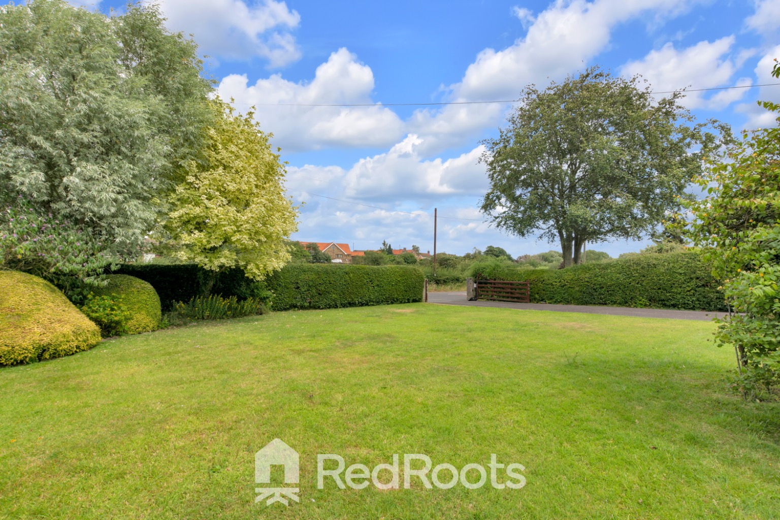 4 bed bungalow for sale in Clayton, Doncaster, South Yorkshire, DN5  - Property Image 26
