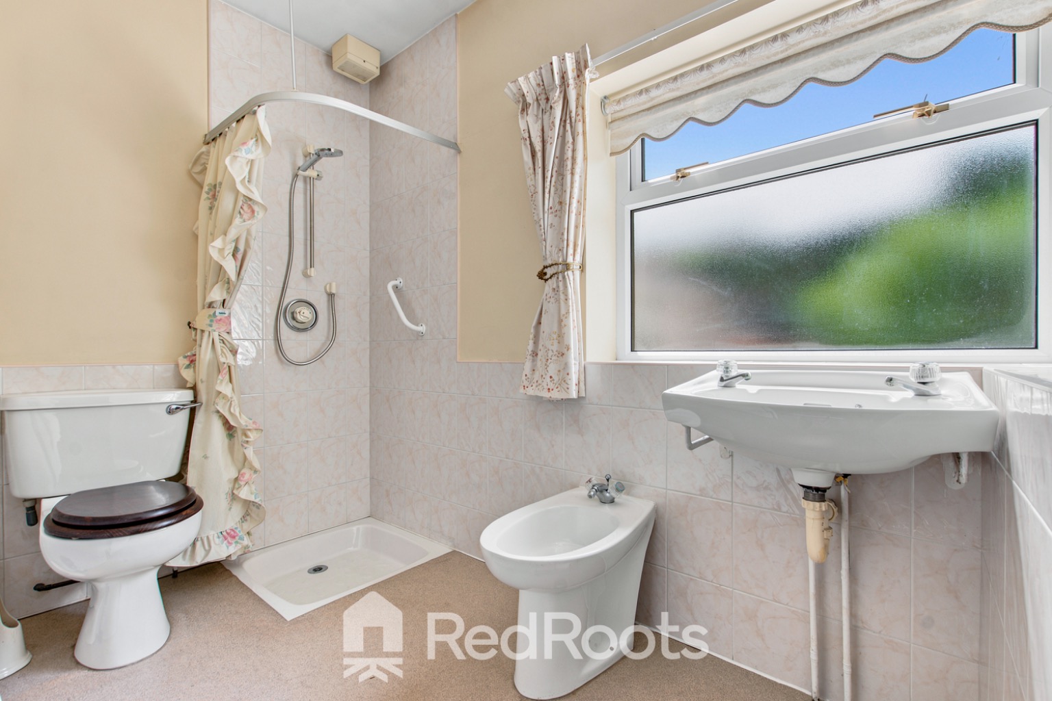 4 bed bungalow for sale in Clayton, Doncaster, South Yorkshire, DN5  - Property Image 16