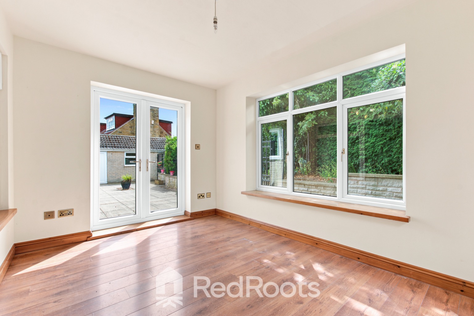4 bed bungalow for sale in Clayton, Doncaster, South Yorkshire, DN5  - Property Image 10