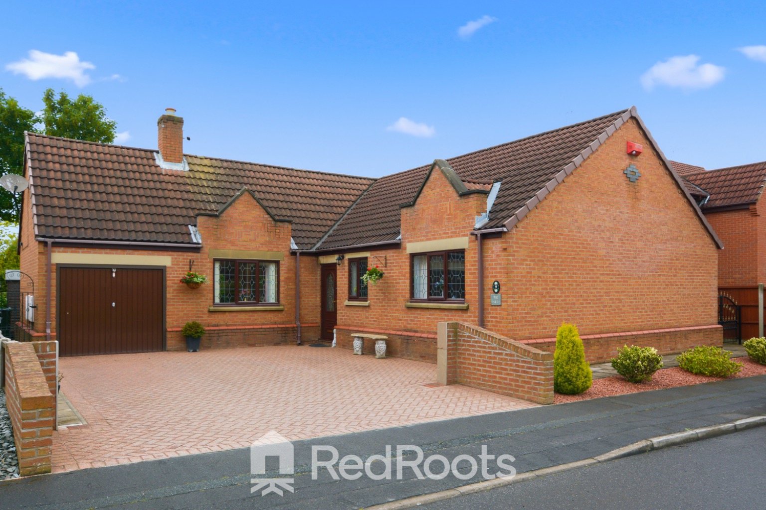 3 bed bungalow for sale in Farm Court, Adwick-le-street, Doncaster, South Yorkshire, DN6  - Property Image 28