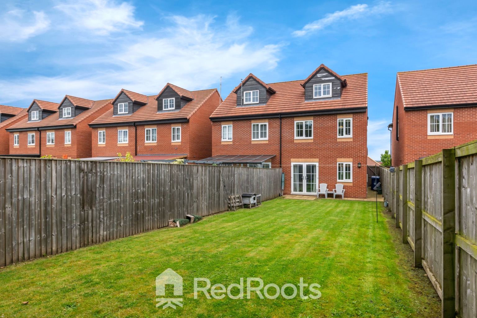 4 bed town house for sale in Springer Drive, Woodlands, Doncaster, South Yorkshire, DN6  - Property Image 26