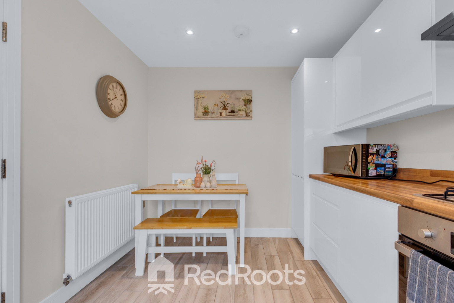 4 bed town house for sale in Springer Drive, Woodlands, Doncaster, South Yorkshire, DN6  - Property Image 5