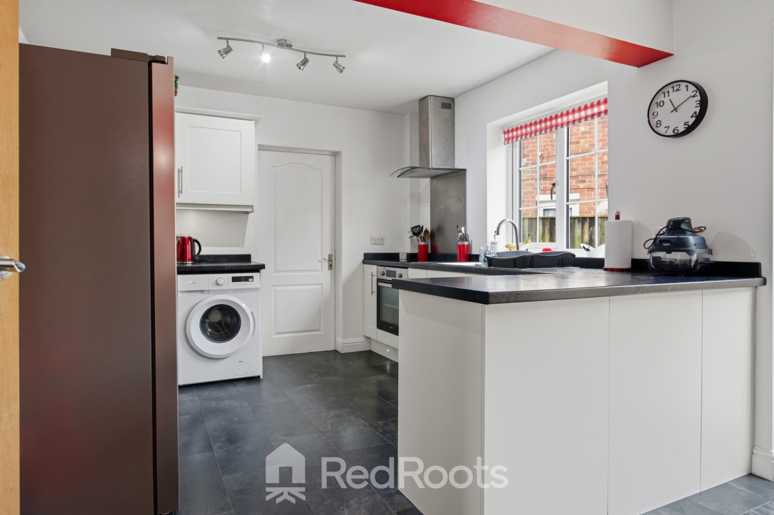 3 bed semi-detached house for sale in St. Davids Drive, Doncaster, South Yorkshire, DN5 - Property Image 5