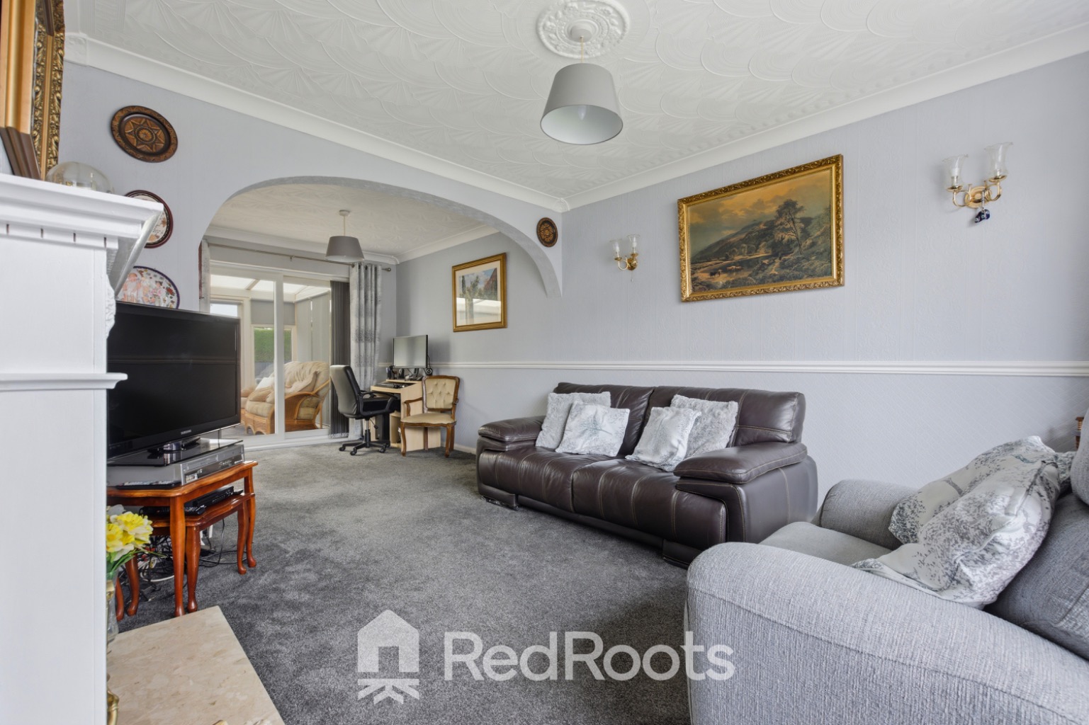 3 bed bungalow for sale in Kempton Park Road, Cusworth, Doncaster, DN5 - Property Image 2