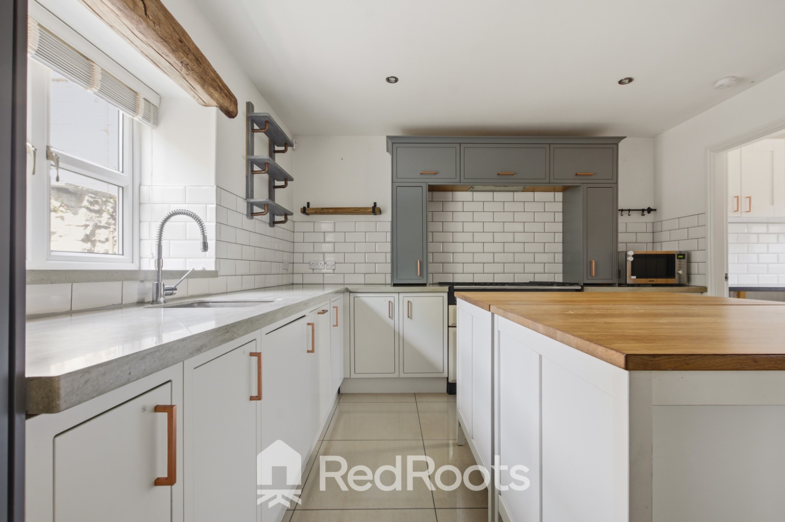 4 bed cottage for sale in Grove Court, Marr, Doncaster, DN5  - Property Image 4