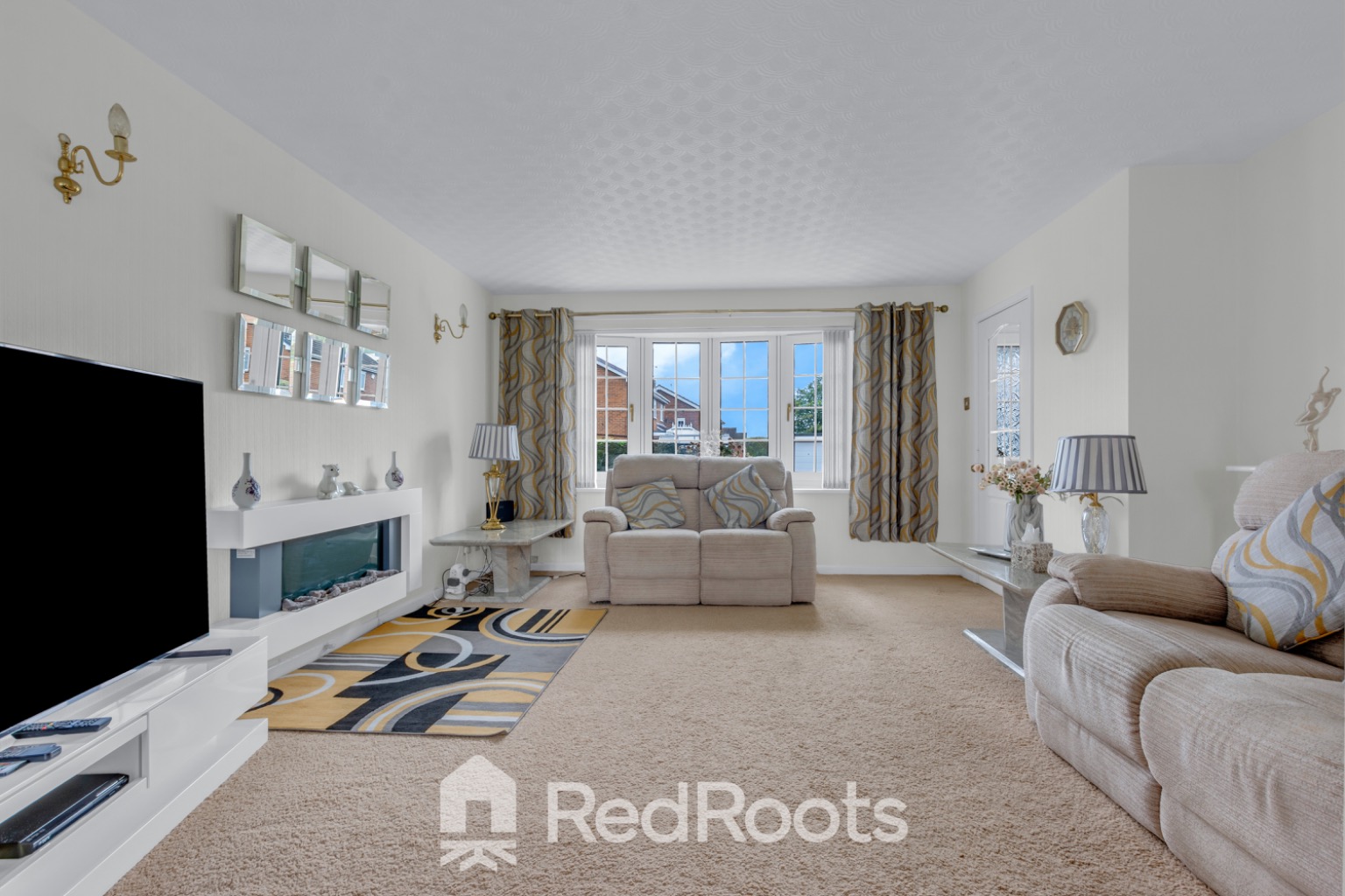 4 bed detached house for sale in Clifton Drive, Sprotbrough, Doncaster, South Yorkshire, DN5 - Property Image 3