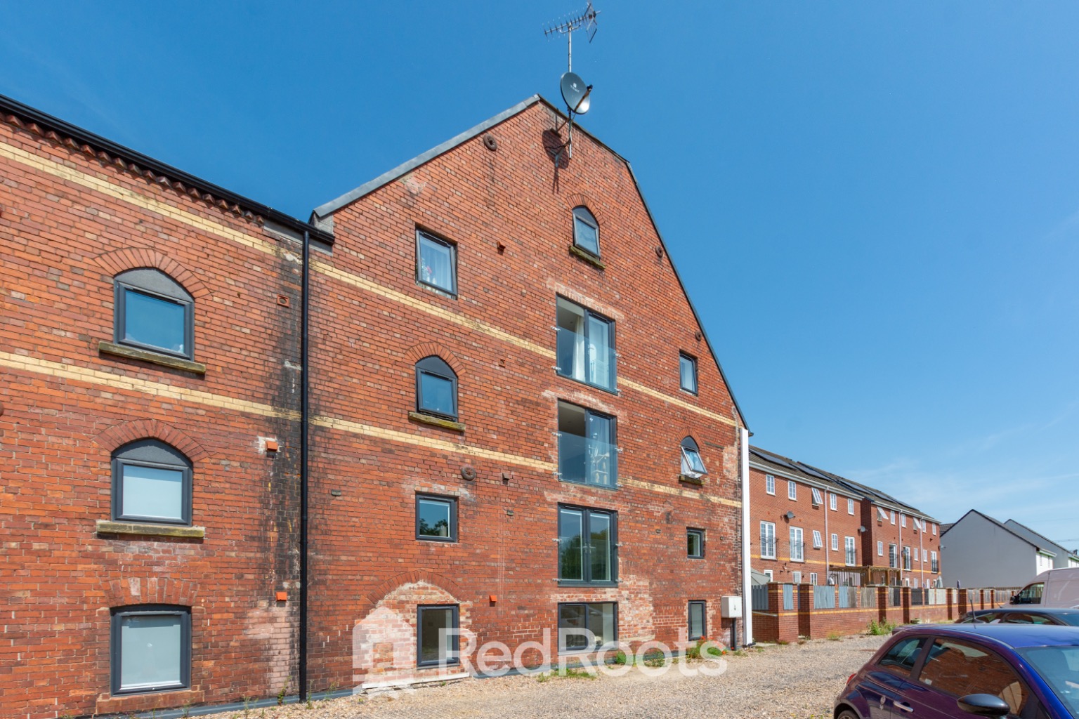 2 bed flat for sale in Kiln Court, Kirk Sandall, Doncaster, DN3 - Property Image 17