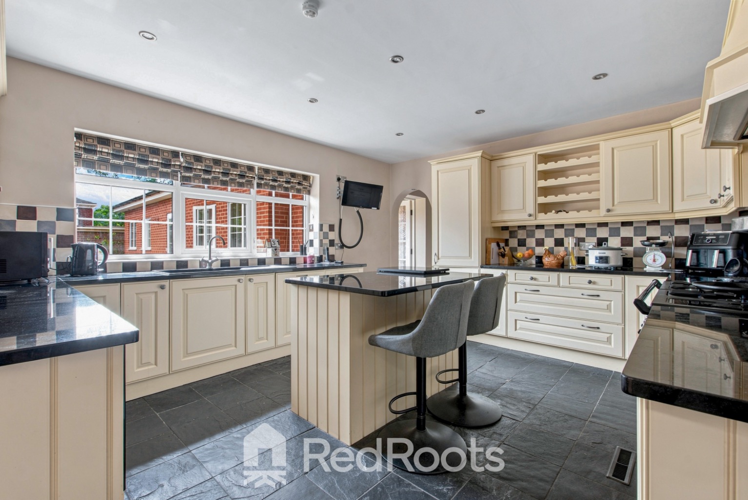 4 bed detached house for sale in Melton Road, Sprotbrough, Doncaster, DN5  - Property Image 2