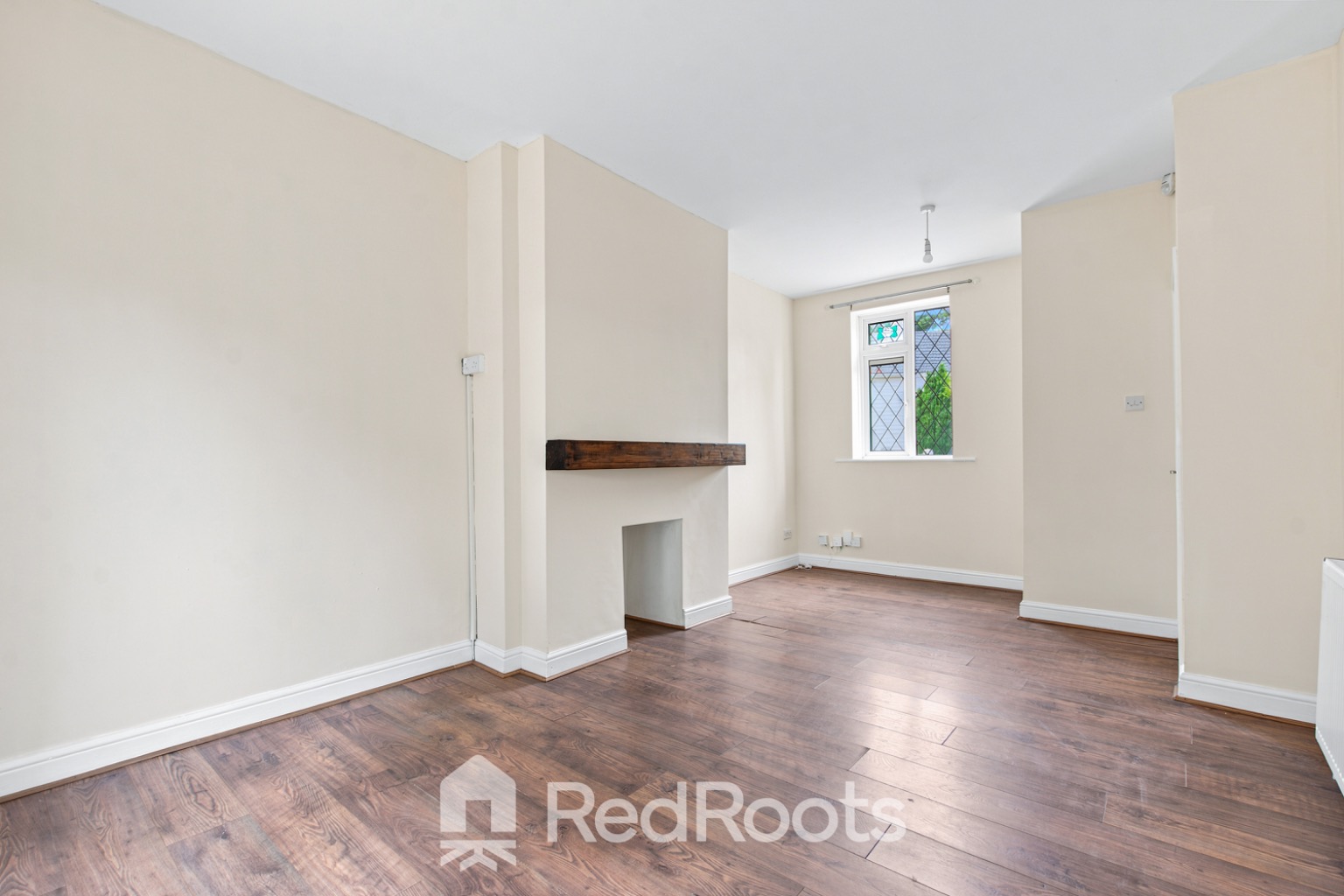 3 bed end of terrace house for sale in Smith Square, Doncaster, South Yorkshire, DN4 - Property Image 3