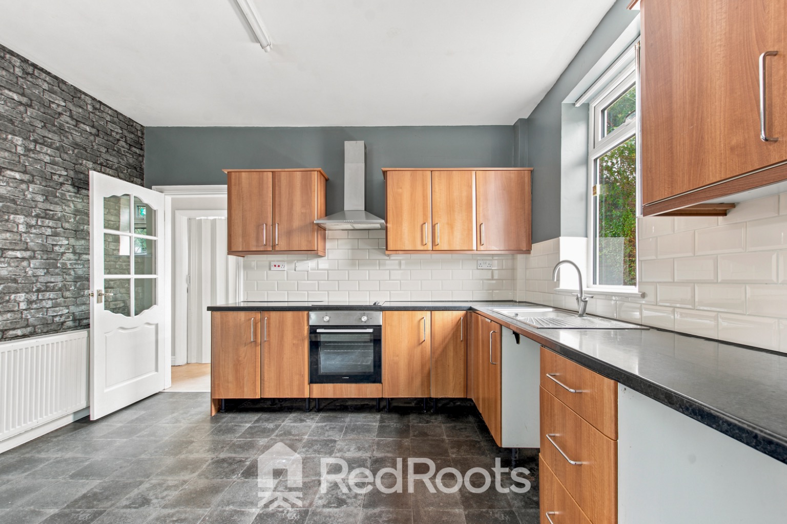 3 bed end of terrace house for sale in Smith Square, Doncaster, South Yorkshire, DN4 - Property Image 5