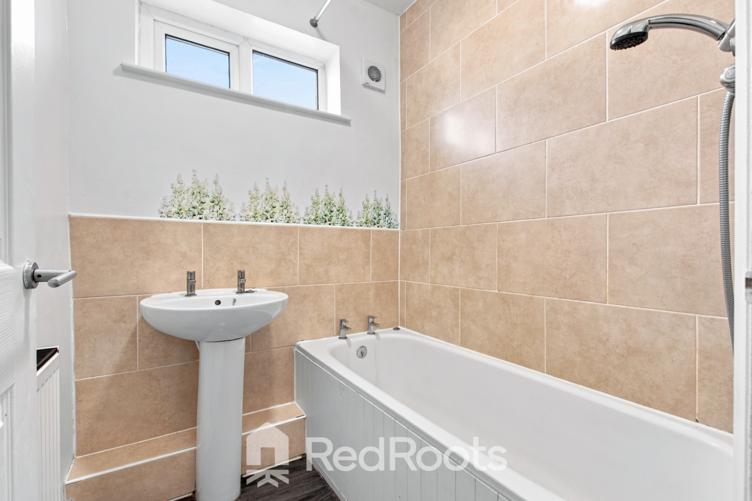3 bed end of terrace house for sale in Smith Square, Doncaster, South Yorkshire, DN4 - Property Image 13