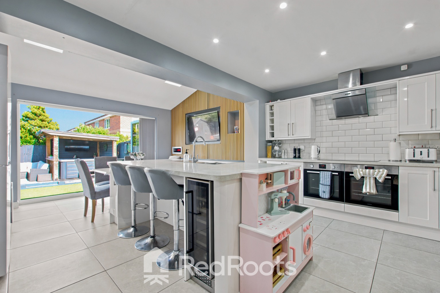 3 bed semi-detached house for sale in Alderford Drive, Balby, Doncaster, DN4  - Property Image 5