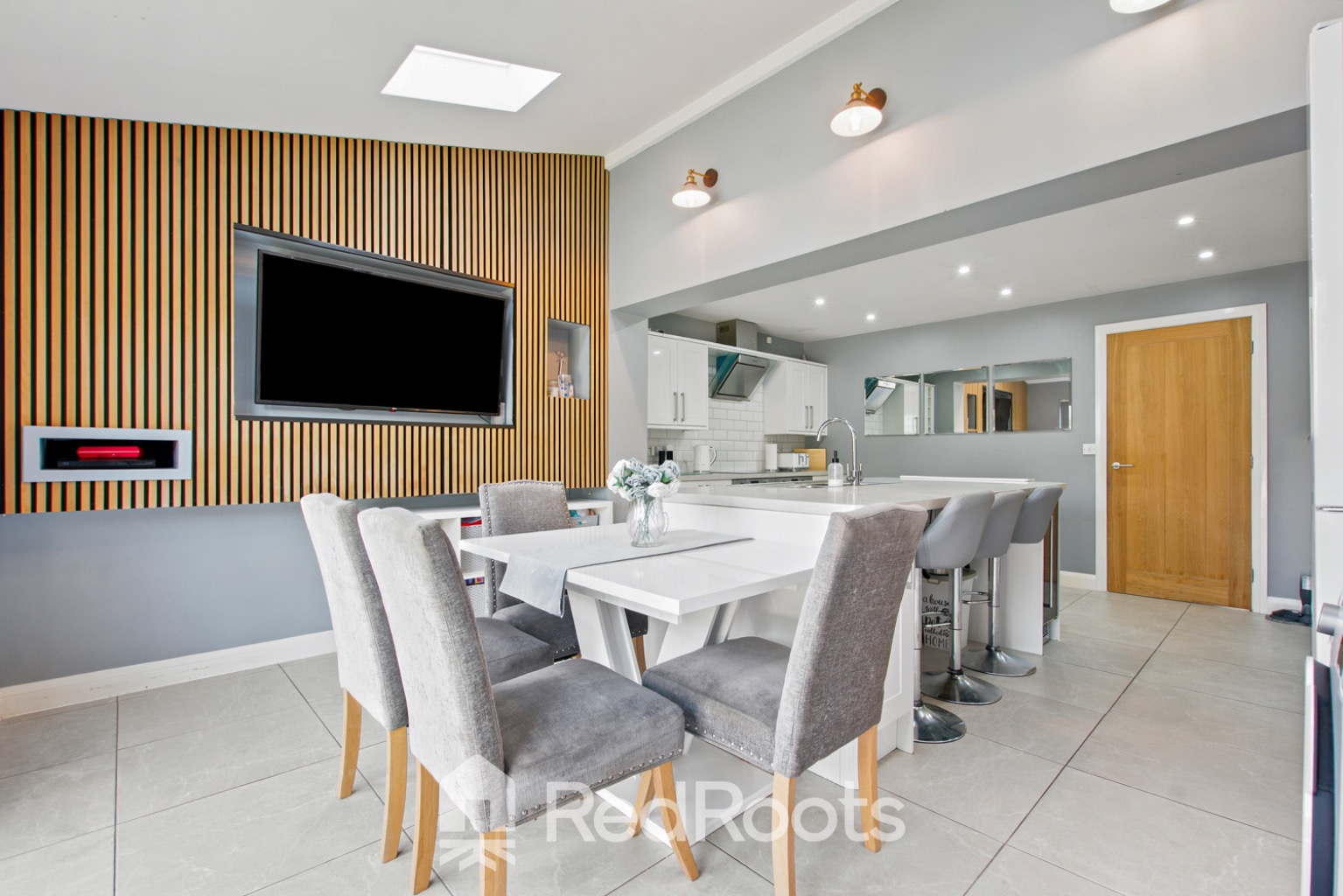 3 bed semi-detached house for sale in Alderford Drive, Balby, Doncaster, DN4  - Property Image 7