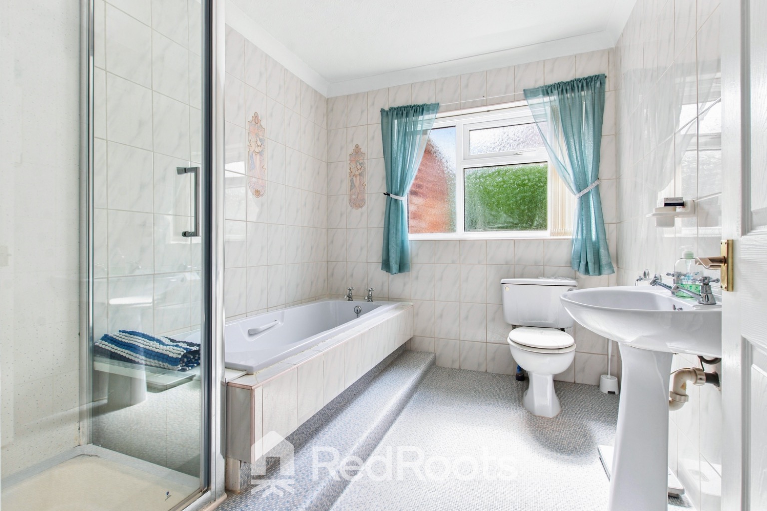 2 bed bungalow for sale in Kempton Park Road, Doncaster, DN5  - Property Image 13
