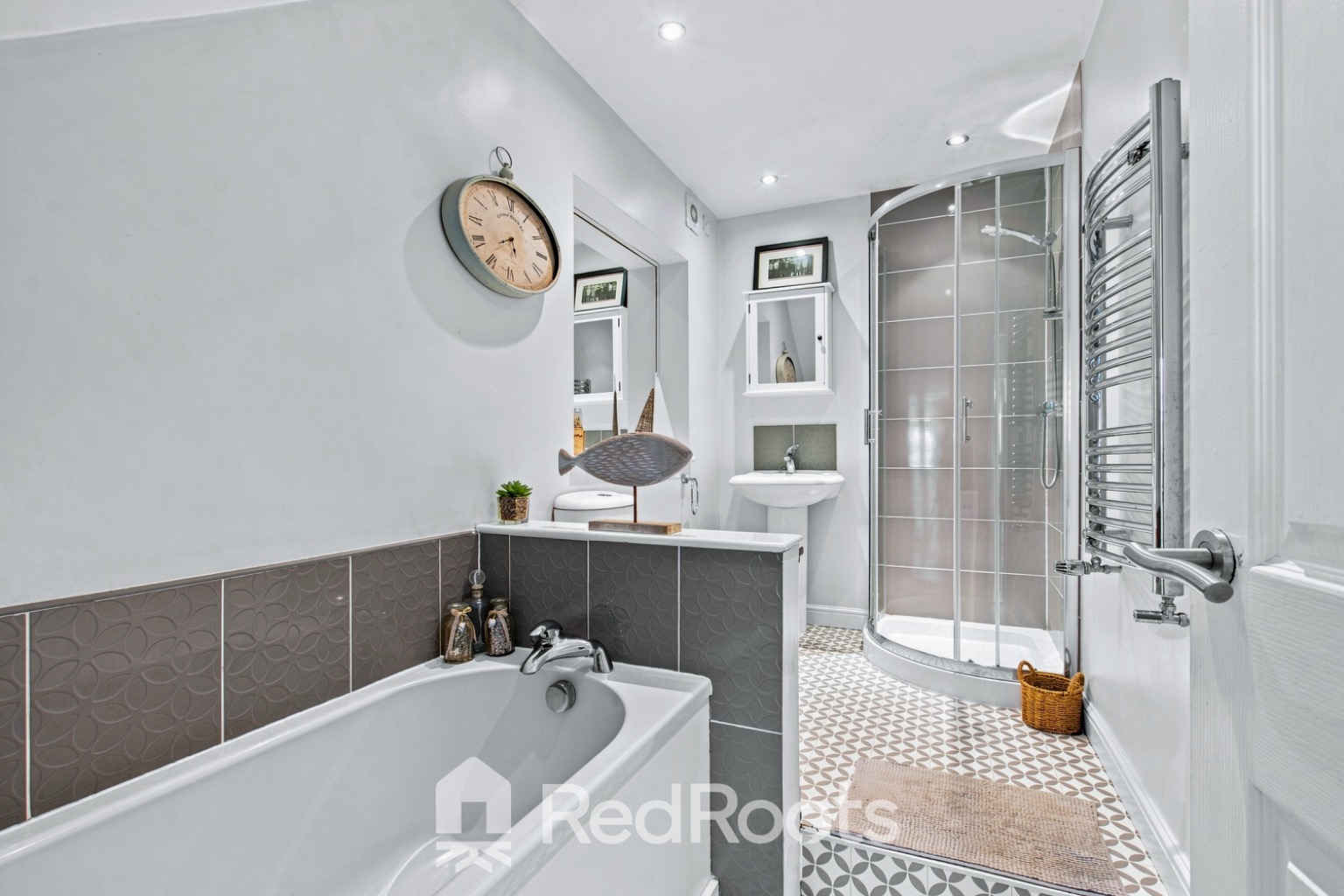 4 bed semi-detached house for sale in Clifton Drive, Sprotbrough, Doncaster, DN5  - Property Image 15